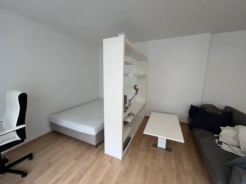Lebendig wohnen in Tiergarten: 2-Zimmer-Wohnung mit Balkon — photo 1
